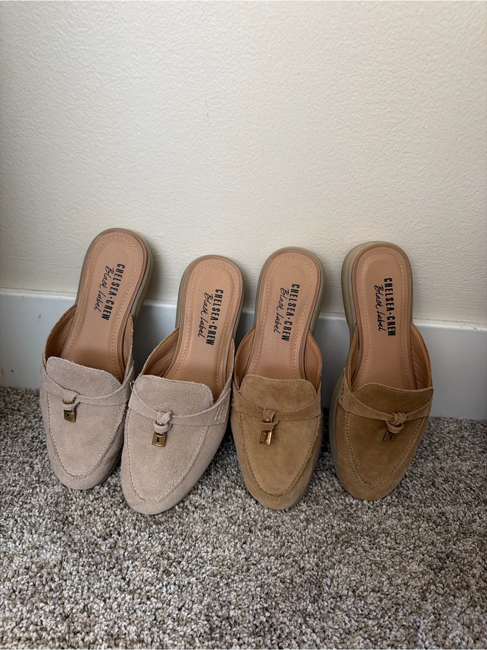 Lot of 2 chelsea crew Suede Mule Loafers in Light Beige and Camel